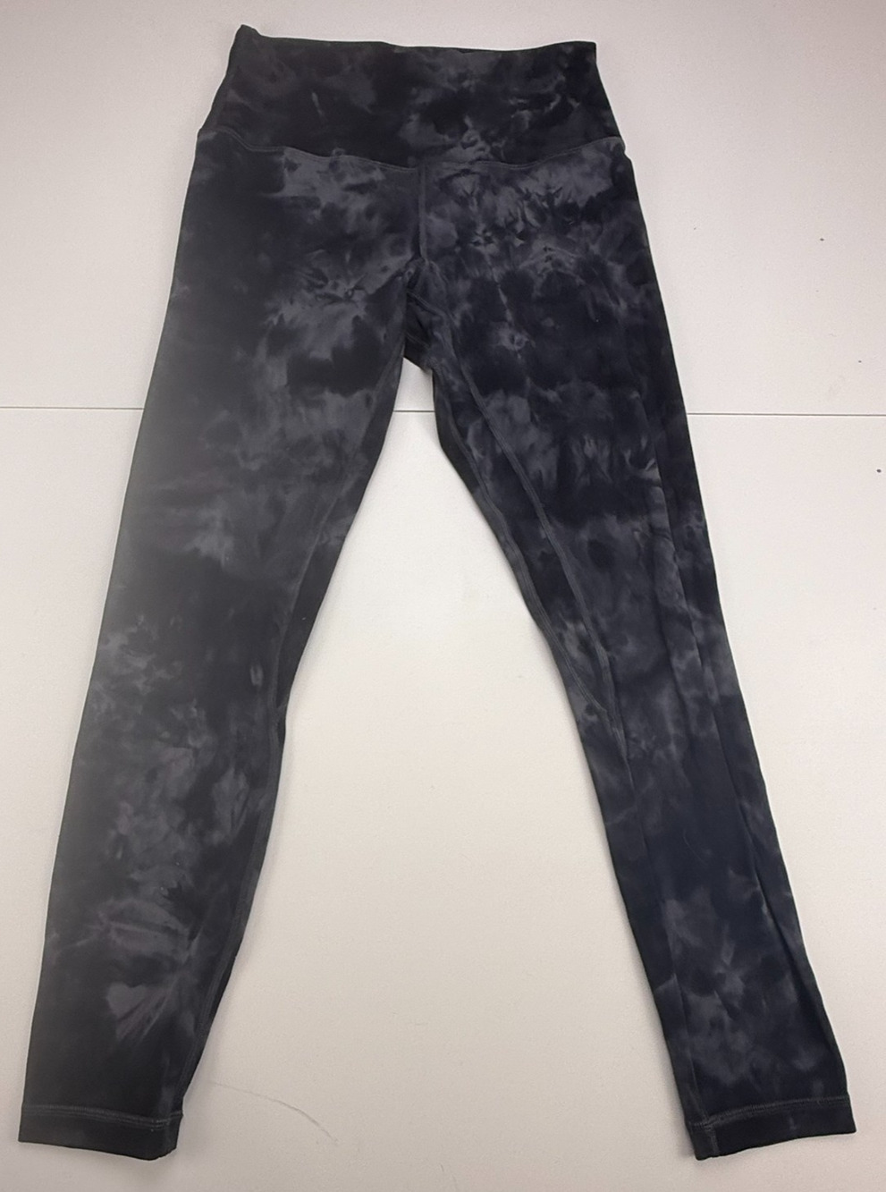 Lululemon Womens 6 Black Gray Tie Dye High Rise Leggings 25" Yoga Pants